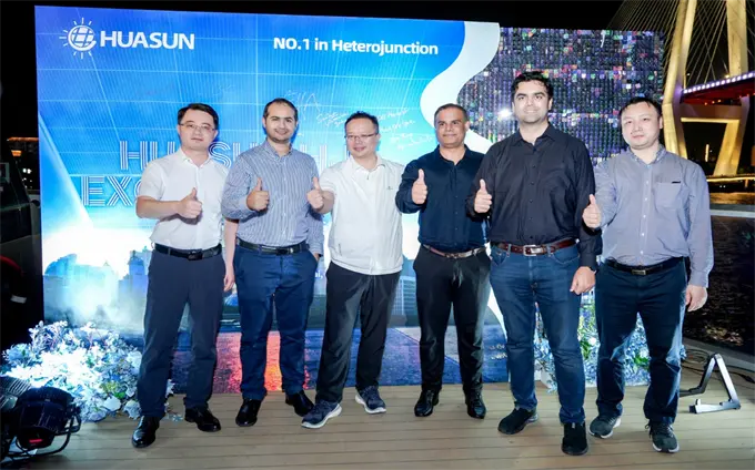 Huasun HJT Exclusive Gala Successfully Sets Sail in Shanghai with Debut of Heterojunction Perovskite Tandem Products