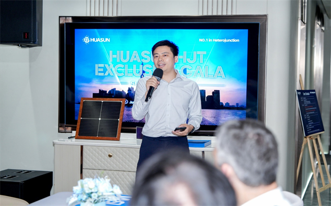 Huasun HJT Exclusive Gala Successfully Sets Sail in Shanghai with Debut of Heterojunction Perovskite Tandem Products 07