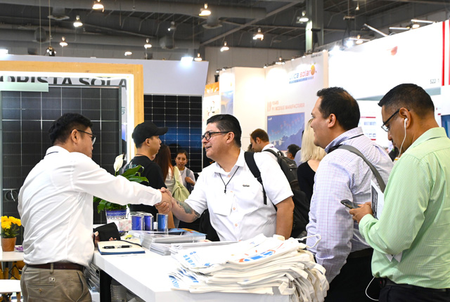 trailblazing-technology-huasuns-revolutionary-hjt-innovations-earn-ovation-at-intersolar-mexico-2024-02.jpg