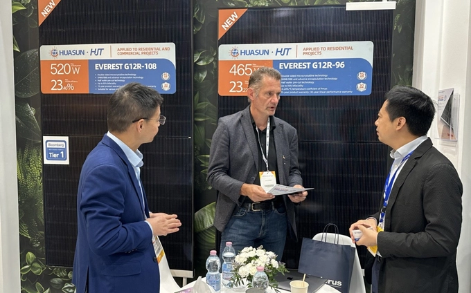 Bringing High-efficiency PV to Belgium: Huasun Showcases HJT Innovations at Solar Solutions Kortrijk 2024